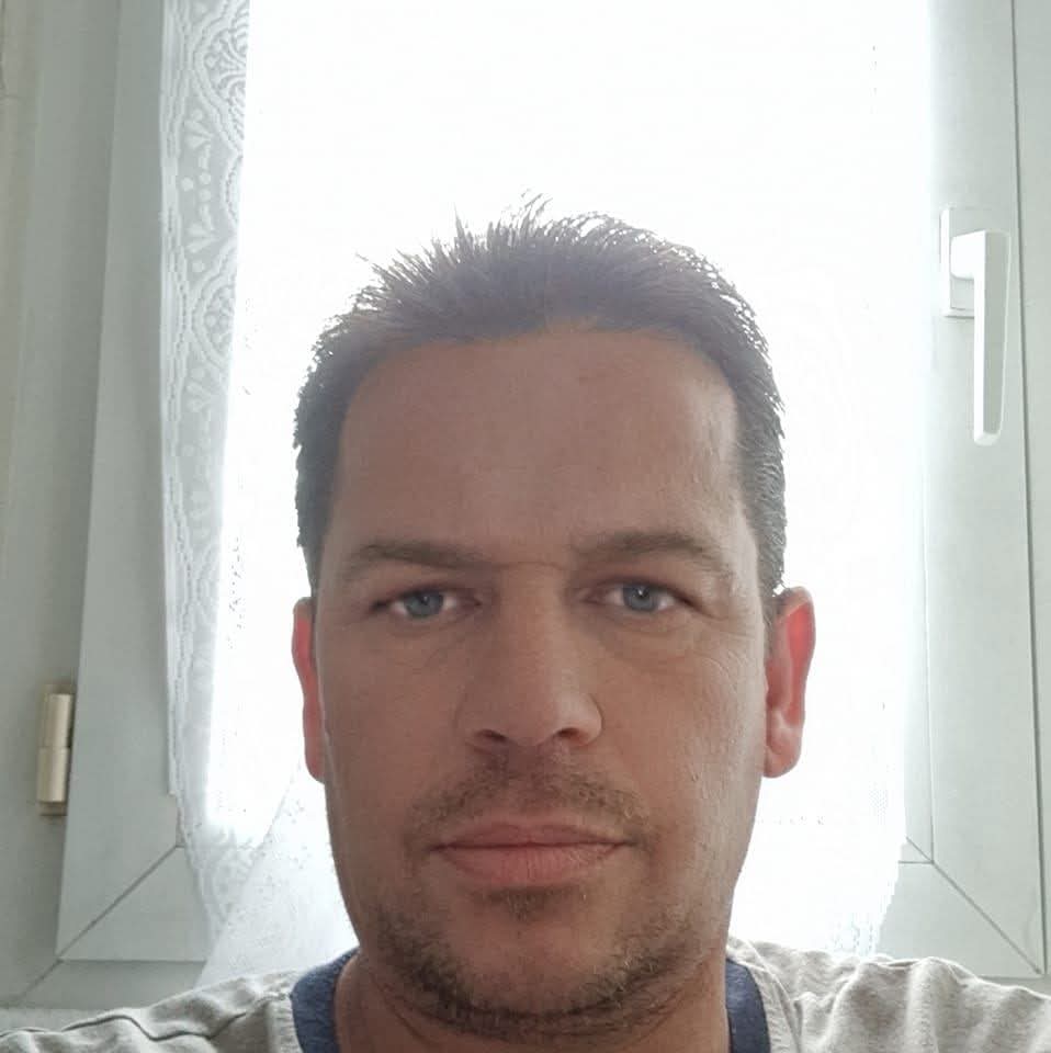 Profil de Almir